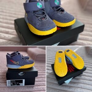 Nike Kids Sneakers - Navy and Yellow